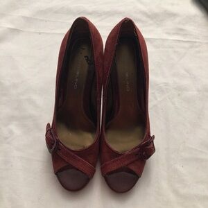 Bandolino Burgundy Suede Heels